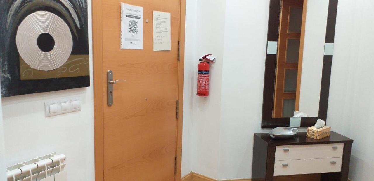Apartamento Los Lirios لوغرونيو المظهر الخارجي الصورة